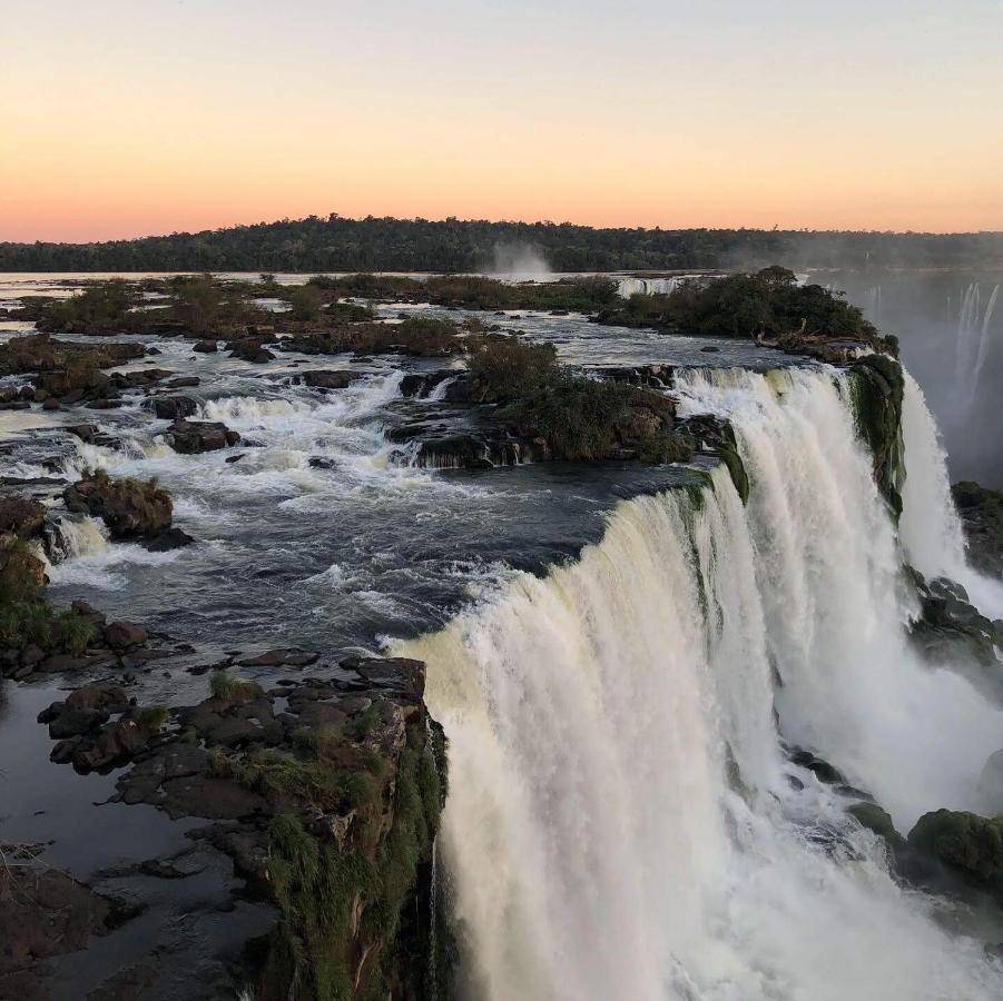 Quarto Privado no Coração de Foz - casa e banheiro compartilhado Foz do Iguaçu Extérieur photo